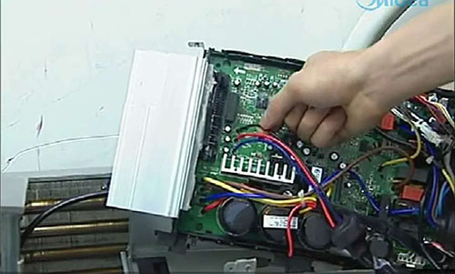 霍城美的空调电话是多少